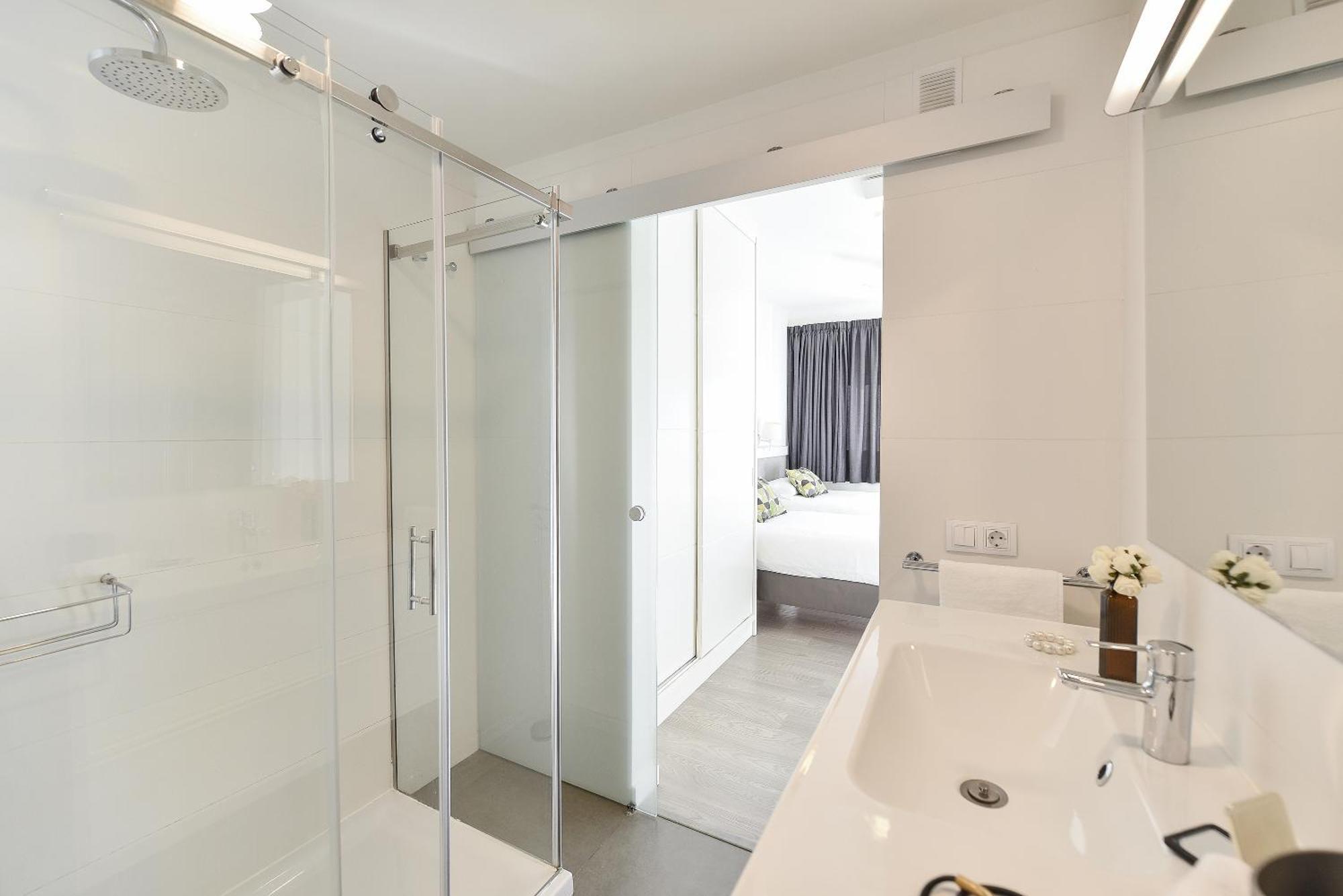 Modern Iguazu Apartment Плая дел Инглес Екстериор снимка